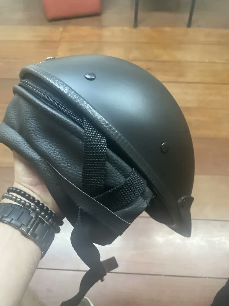 foto de Capacete Aberto Coquinho Vintage Scooter Elétrica Harley 883 Ccc019