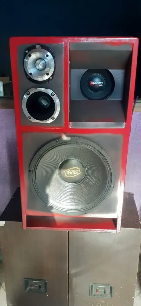 foto de Tipo de alto-falante super tweeter JBL ST400 Trio para carro/caminhonete cor branco 4.724