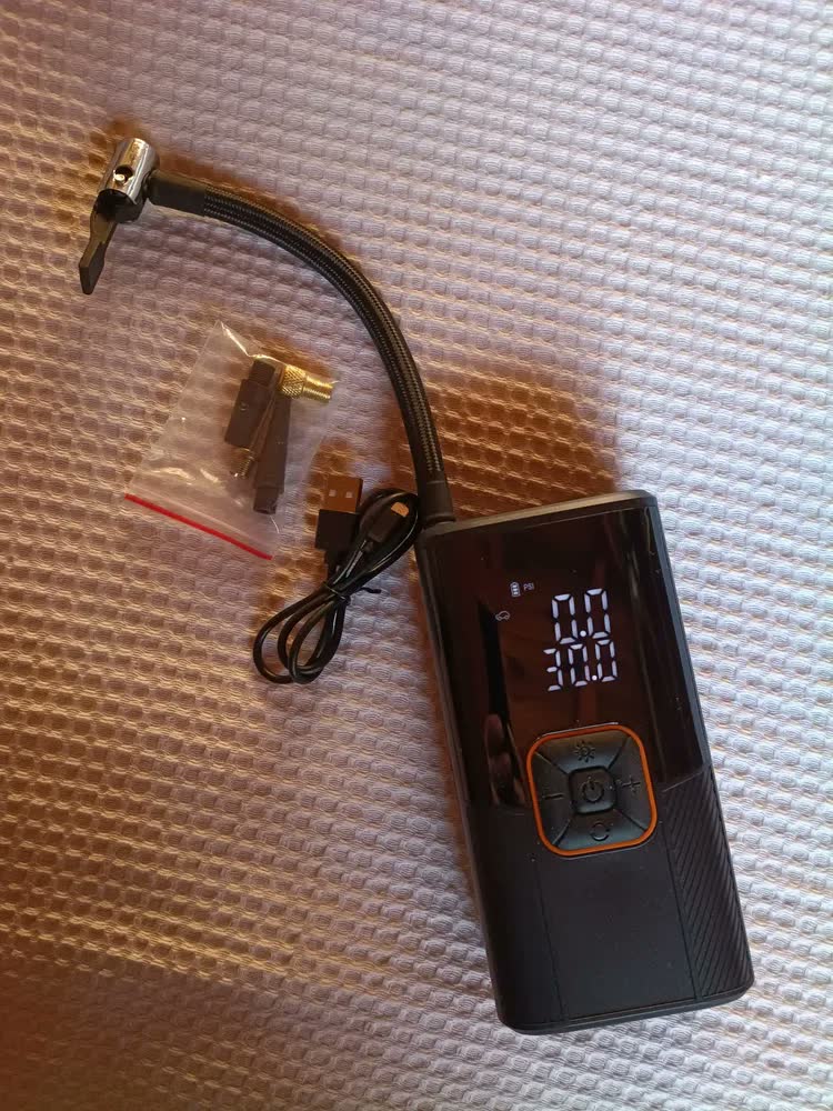 foto de Calibrador Compressor De Ar Portátil 150 Psi Para Pneus Carro Moto Bicicleta Bolas