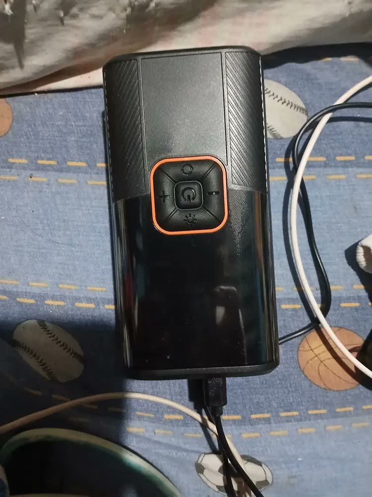 foto de Calibrador Compressor De Ar Portátil 150 Psi Para Pneus Carro Moto Bicicleta Bolas