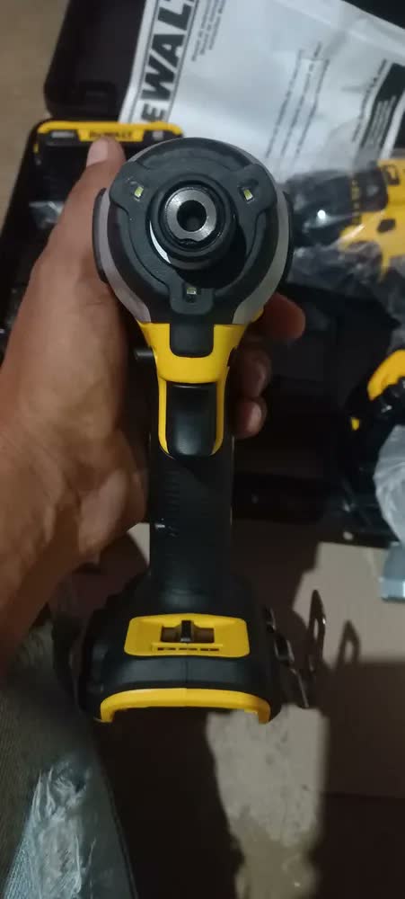 foto de Parafusadeira de Impacto Sem Fio 1/4