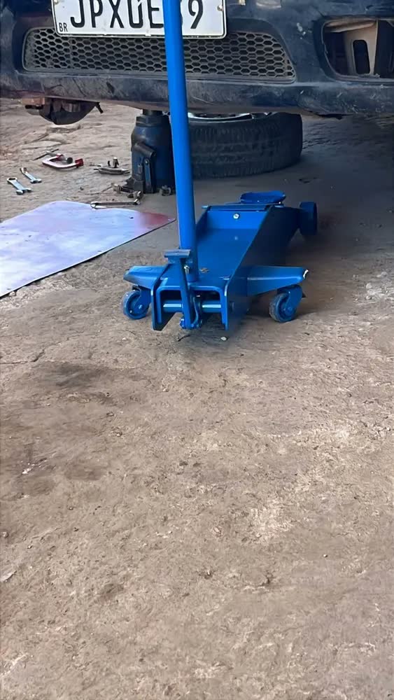 foto de Macaco Hidráulico Jacaré Longo 2 Toneladas Bovenau J2200