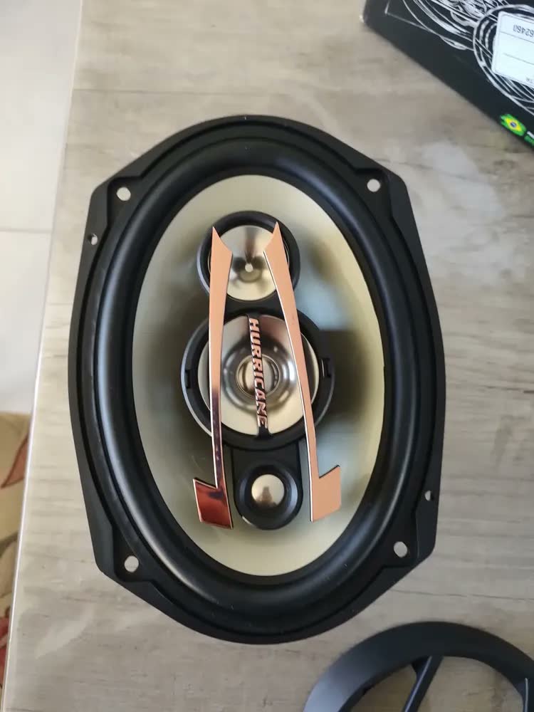 foto de Alto-Falantes Quadriaxial 6x9 Hurricane QR69 300W 4 Ohms Carro