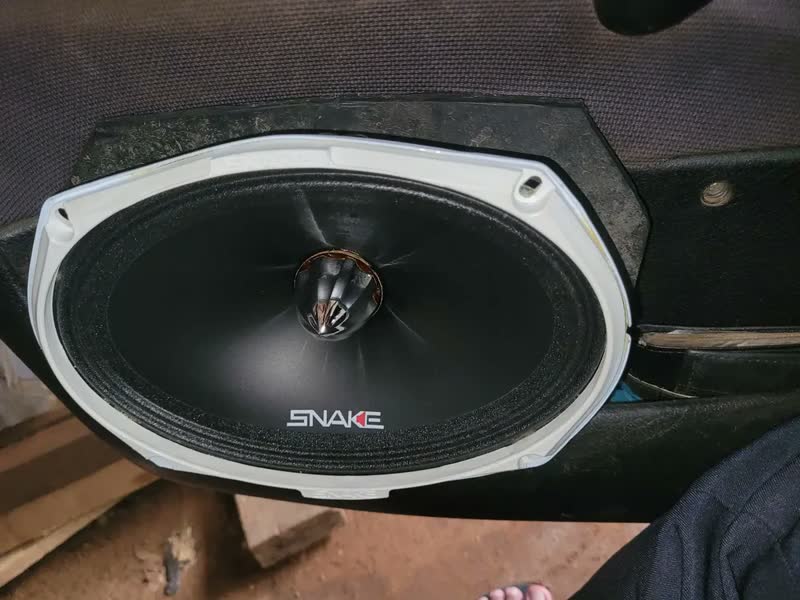 foto de Par Alto Falante Médio Grave Snake 6x9 Polegadas Esv200 Rms Cor Branco