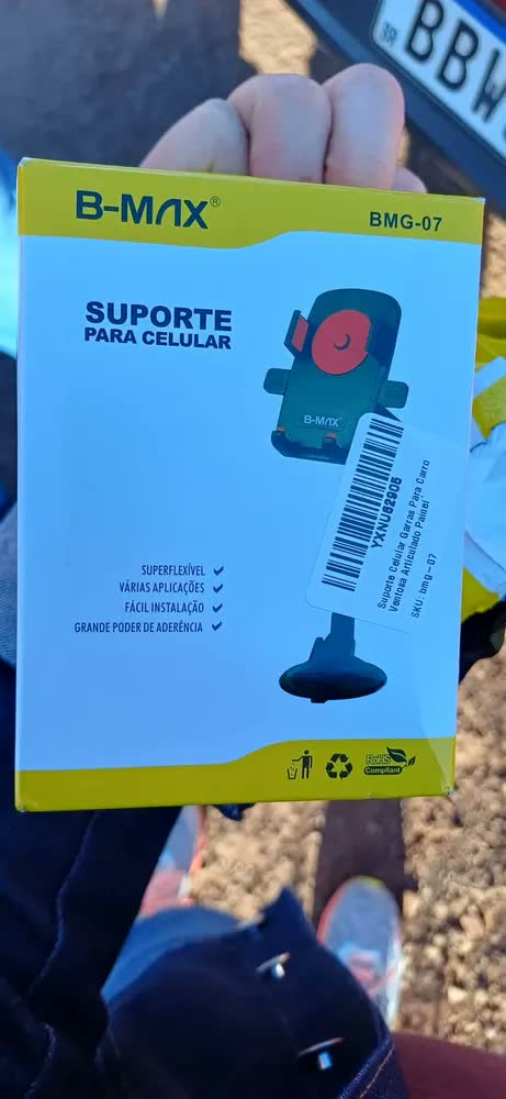 foto de Suporte Celular Garras Para Carro Ventosa Articulado Painel