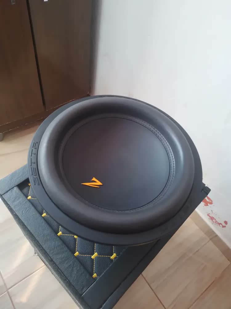 foto de Subwoofer Zetta Audio S-12 12 Polegadas 700rms 4 Ohms