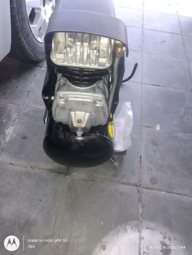foto de Compressor De Ar Pratiko Csi 8,6/ 25 Litros 2hp Schulz
