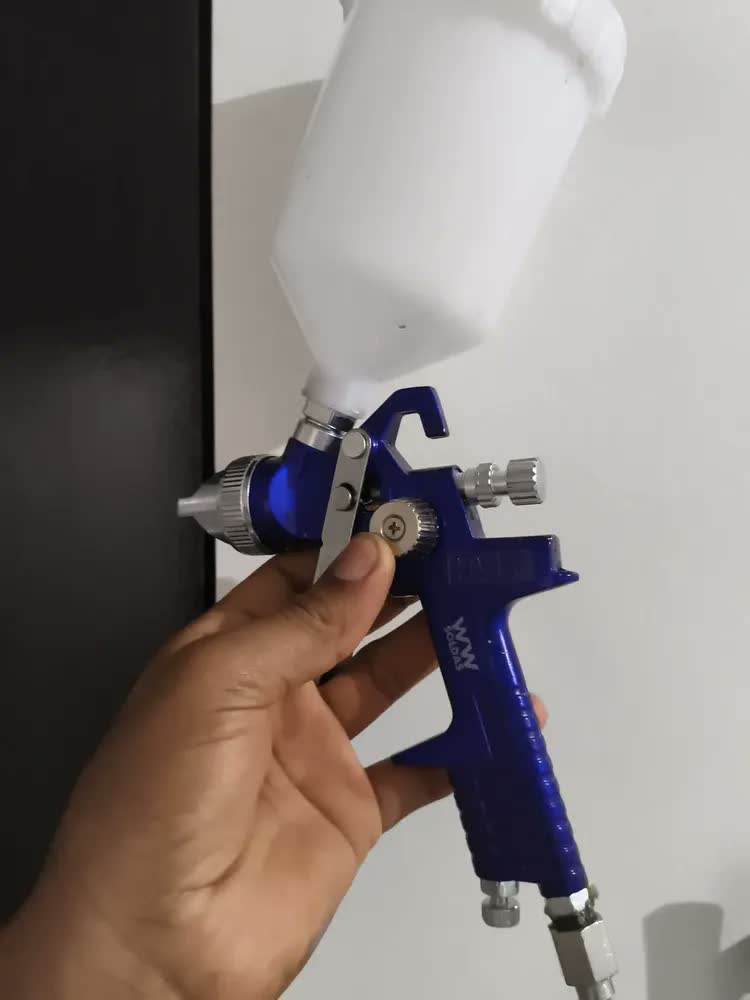 foto de Pistola De Pintura Hvlp 827 Bico 1.4mm Kit Com 3 Wwsoldas Cor Azul Não se aplica