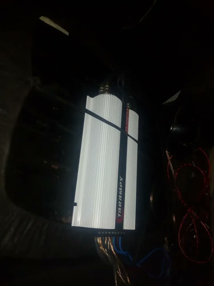 foto de Amplificador Taramps TS 1200X4 1200W de Potência 4 Canais Estéreo para Som Automotivo