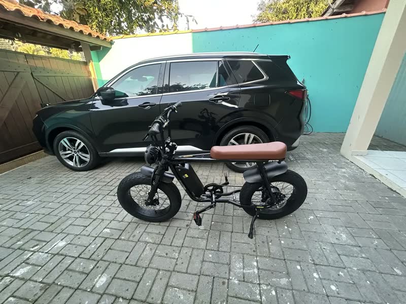 foto de Bicicleta Elétrica Streetgo S12 750w Alumínio 48v 32km/h 15ah Freios Hidráulicos