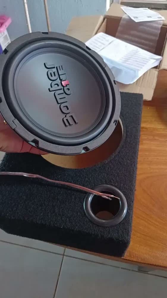 foto de Subwoofer Bomber 8 Pol B-one 200w Rms 4 Ohms Alto Falante
