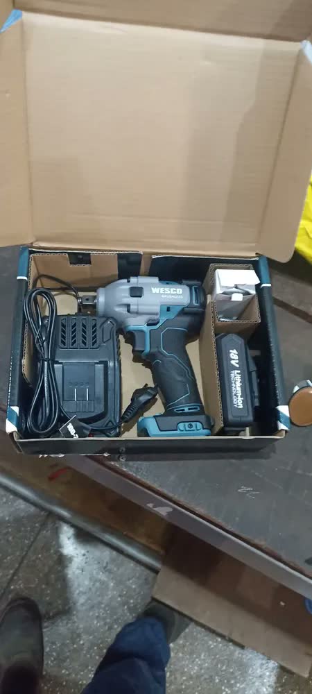 foto de Chave De Impacto Brushless 1/2 350 Nm 18v Ws2407 Wesco