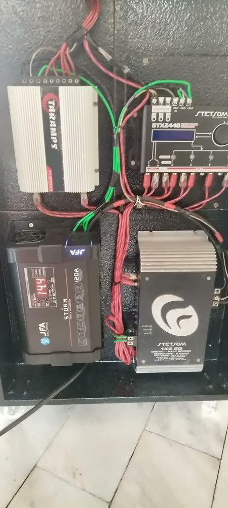 foto de Modulo Taramps Ts 800 Rms Ts800x4 2 Ohms Amplificador 800w Entrada Rca E Fio T800 4 Canais Som Automotivo