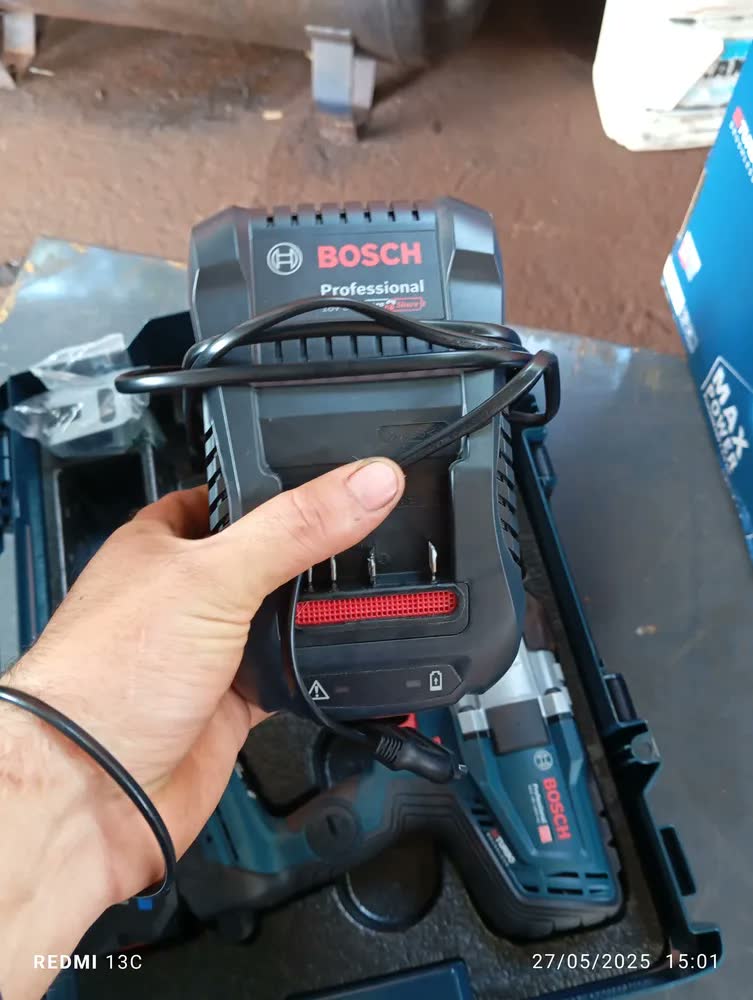 foto de Chave De Impacto Gds 1600 Hc 3/4'' Biturbo Bosch Sem Bateria