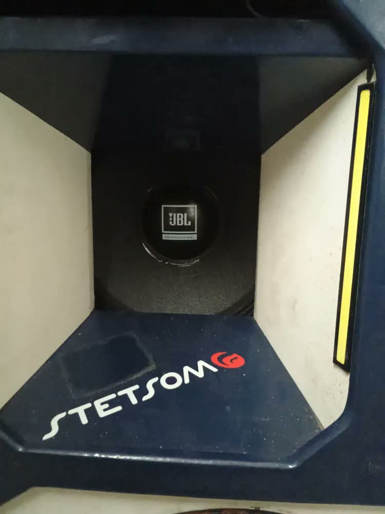 foto de Alto Falante Woofer Profissional 10pwx 250w Rms 8 Ohms Jbl Cor Preto