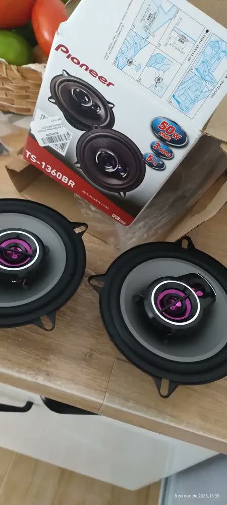 foto de Par Alto Falante Pioneer 5 Polegadas Ts1360br Universal Cor Preto