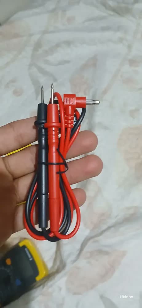 foto de Multimetro Digital Para Testar Bateria De Lancha Jet Ski Barco Motor Nautico Voltimetro Medidor De Tensao Com Tela LCD Iluminação Teste