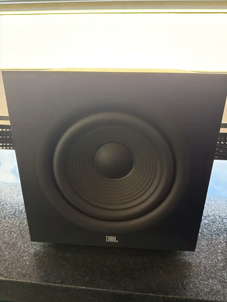foto de Subwoofer 150w Ativo 10 Jbl Stage 200p Bivolt Preto