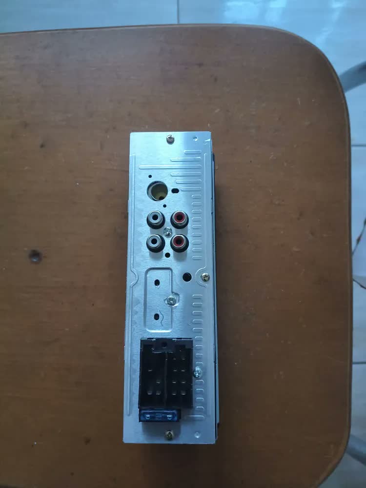 foto de Rádio Som Automotivo MP3 Player N3Tech 1 Din FM 30W Carro BT Viva Voz Controle Remoto Entrada Pen Drive Universal AutoRadio