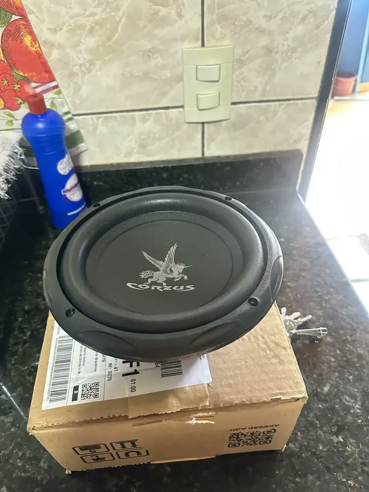 foto de Alto Falante Subwoofer 8´´ 200w Bobina Simples 2 Ohms Preto
