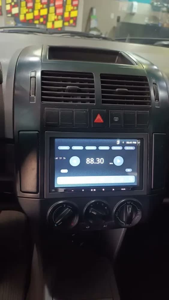 foto de Multimídia Automotivo Jbl Bluetooth Legend 700 Com Tela Sen Preto