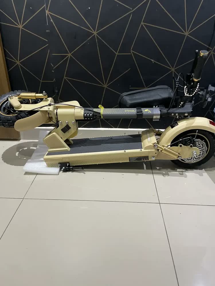 foto de Honeywhale C1 Patinete Elétrico Adulto, 980w Scooter Eletrica, Autonomia 40km (max), Velocidade 45km/h (max), 150 Kg Capacidade Máxima De Carga, Honey Whale, Com Modo De Cruzeiro, Cor Vermelho