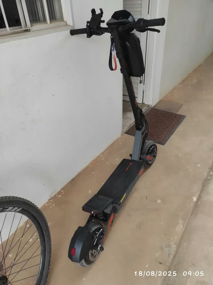 foto de Honeywhale H2 Patinete Elétrico Dobrável Para Adultos, Motor De 1200w (máx), Velocidade Máxima De 50 Km/h, Autonomia De 50 Km, Bateria De 15ah, Honey Whale Scooter Eletrica Com Dupla Suspensão Cinza