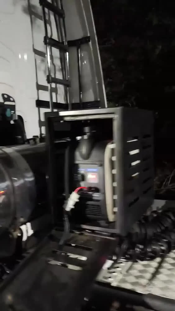 foto de Gerador Automotivo De Energia 24v 2000w Portatil Caminhão van motorhome