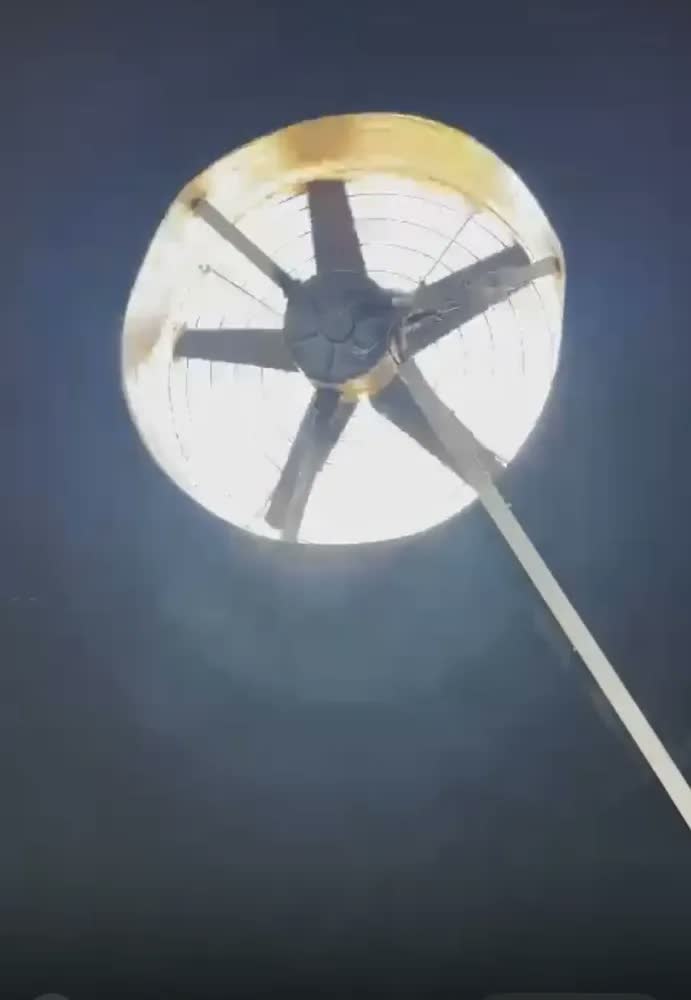 foto de Exaustor Industrial 50 Cm Alta Vazão Coifa P/cabine Pintura