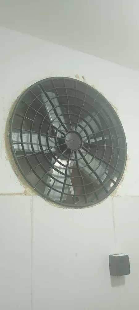 foto de Exaustor Industrial 50 Cm Alta Vazão Coifa P/cabine Pintura