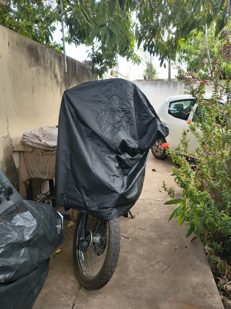 foto de Capa Para Moto Couro Forrada Impermeável Térmica Sol Chuva