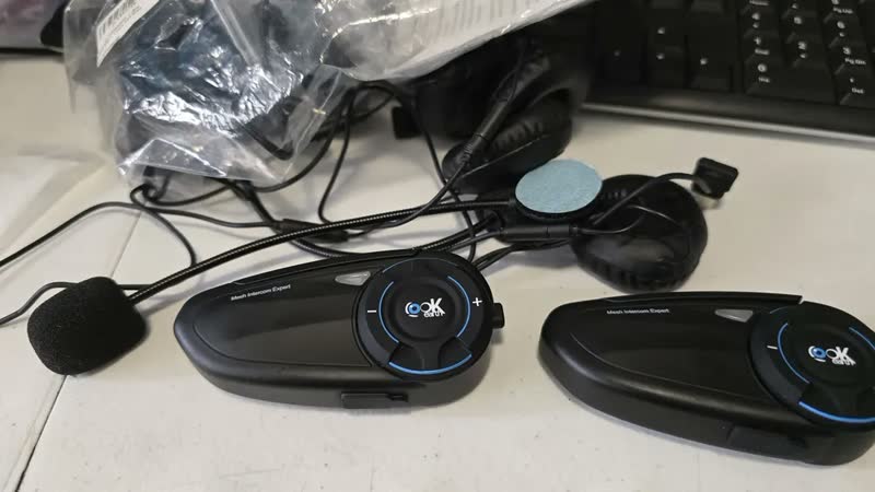 foto de Intercomunicador Bluetooth Lookearth Q8 Para Moto, Kit 2 Unidades Com Mesh, Rádio FM e IP67