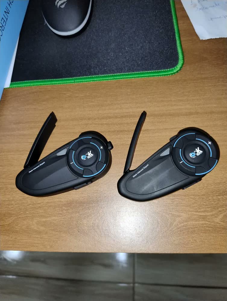 foto de Intercomunicador Bluetooth Lookearth Q8 Para Moto, Kit 2 Unidades Com Mesh, Rádio FM e IP67
