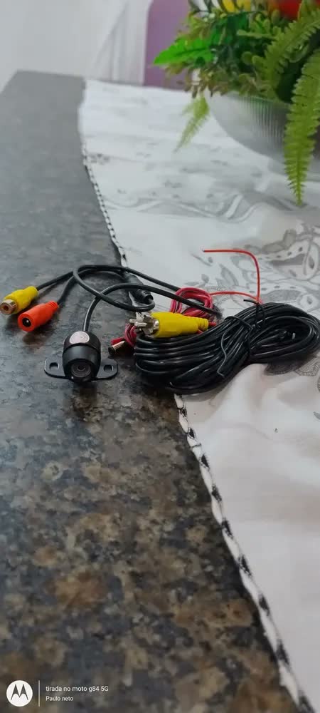 foto de Câmera De Ré Borboleta Hd Universal À Prova D’água Colorida 170° Noturna Compacta Fácil Instalação Rca Cabo 6m Segurança Estacionamento Carro Monitor Wmix Eletrônicos