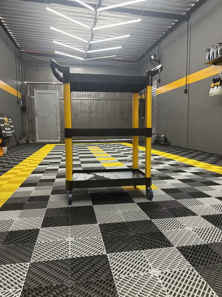 foto de Carrinho Detailers Mecânico Aberto Com 3 Prateleiras Bcf300 The Black Tools