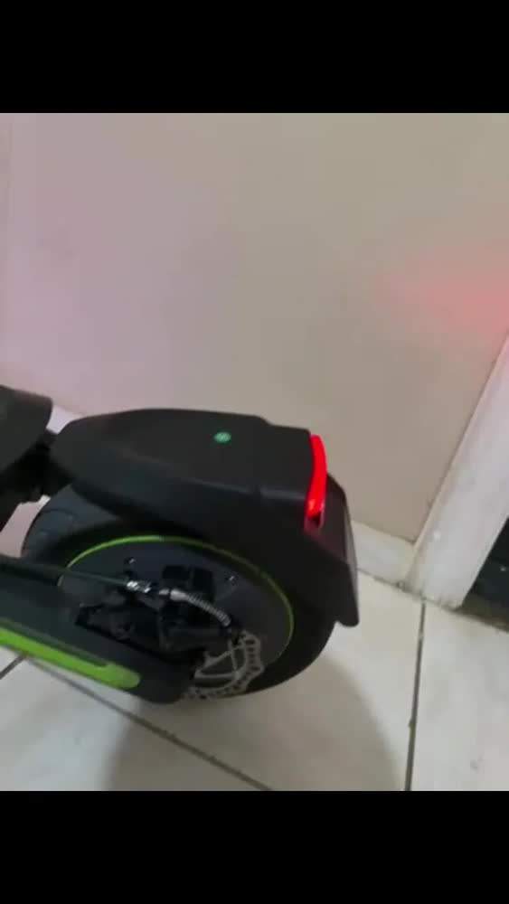 foto de Patinete Elétrico Adulto Honeywhale E9 MAX-N, 650w-40km-32km/h-120kg, Velocidade-juvenil-dobrável-scooter-eletrica-autonomia-de-aplicativo-bluetooth-capacidade, Com Dupla Suspensão, Honey Whale
