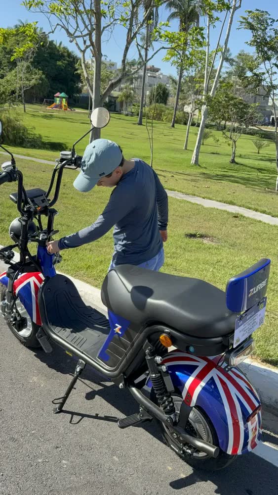 foto de Scooter Moto Elétrica X11 X12 X13 X15 1000w 32km/h Harley