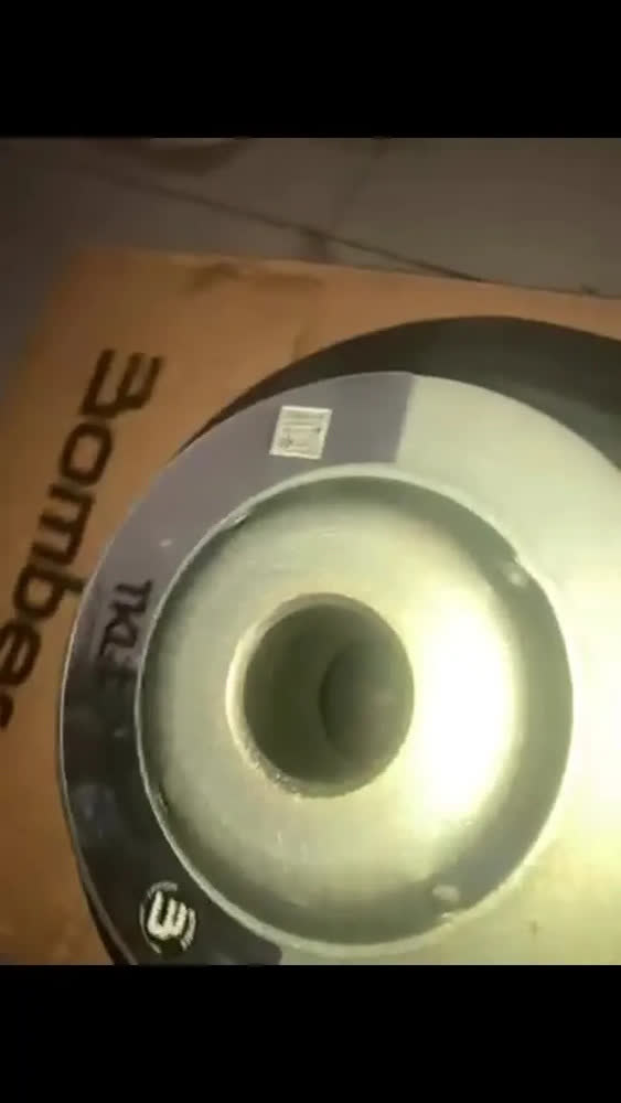 foto de Subwoofer Bomber Slim Tkl 10 Polegadas 400w Rms 4 Ohms Preto