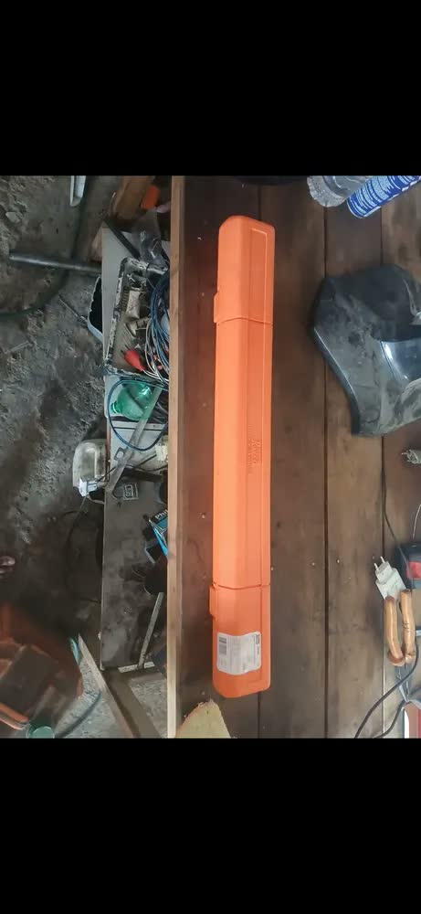 foto de Torquímetro Estalo 1/2 25-135 Nm Raven com Estojo Cinza