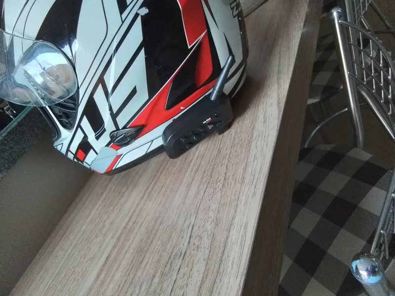foto de Intercomunicador Capacete Bluetooth V6 Plus Riders 2 Unidades IP65