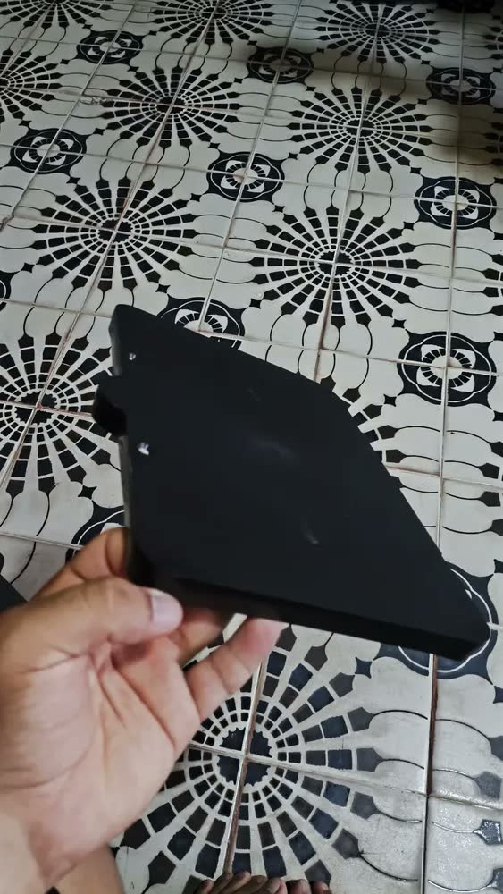 foto de Bau Traseiro Plástico Abs 45l Com Encosto Universal