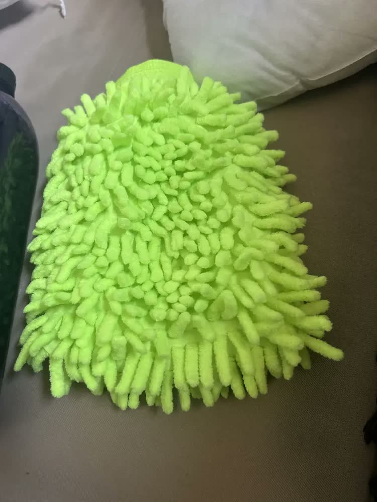 foto de Shampoo Automotivo Vonixx V-FLOC 1,5L + Toalha + Luva Microfibra