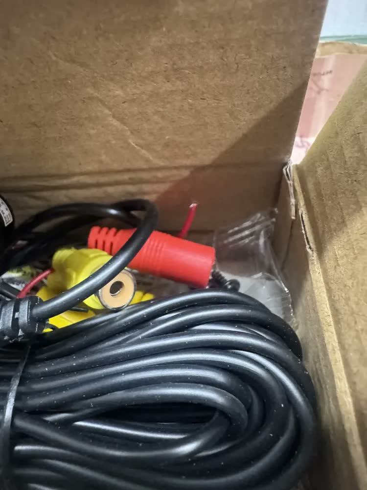 foto de Câmera De Re Automotiva Led Hd Infravermelho Visão Noturna Colorida Universal Veicular Carro Borboleta 2 Em 1 A Prova D'agua
