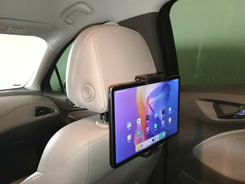 foto de Suporte Veicular Para Encosto Do Banco Traseiro Cabeça 360 Graus Carro Para Tablet iPad Celular Viagens Longas Criança Assistir Compatível iPhone Samsung Xiaomi Poco Motorola Cor Preto Ice Coorel