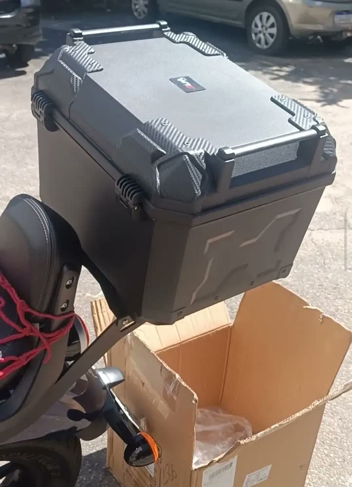 foto de Bauleto Baú Moto 45 Litros Universal Forro E Base Reforçado Cor Preto