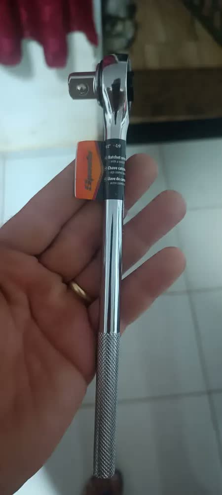 foto de Chave Catraca Reversivel Cromo Vanadio Encaixe 1/2pol 22cm Sparta