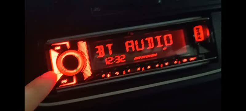 foto de Rádio Automotivo Nakamichi Nqe514b Mp3 Bluetooth Usb Infra Vermelho Som Carro