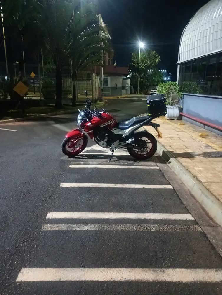 foto de Bauleto Aluminio 45l Reforçado C/base De Fixação Univers