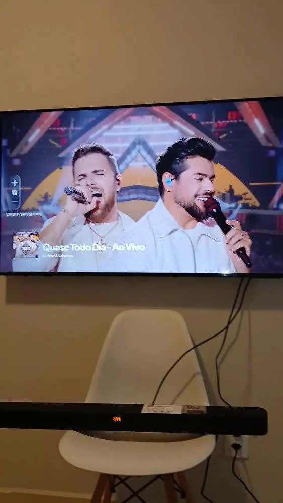 Soundbar Cinema SB180 2.1 JBL Bluetooth com Subwoofer Sem Fio de 6,5
