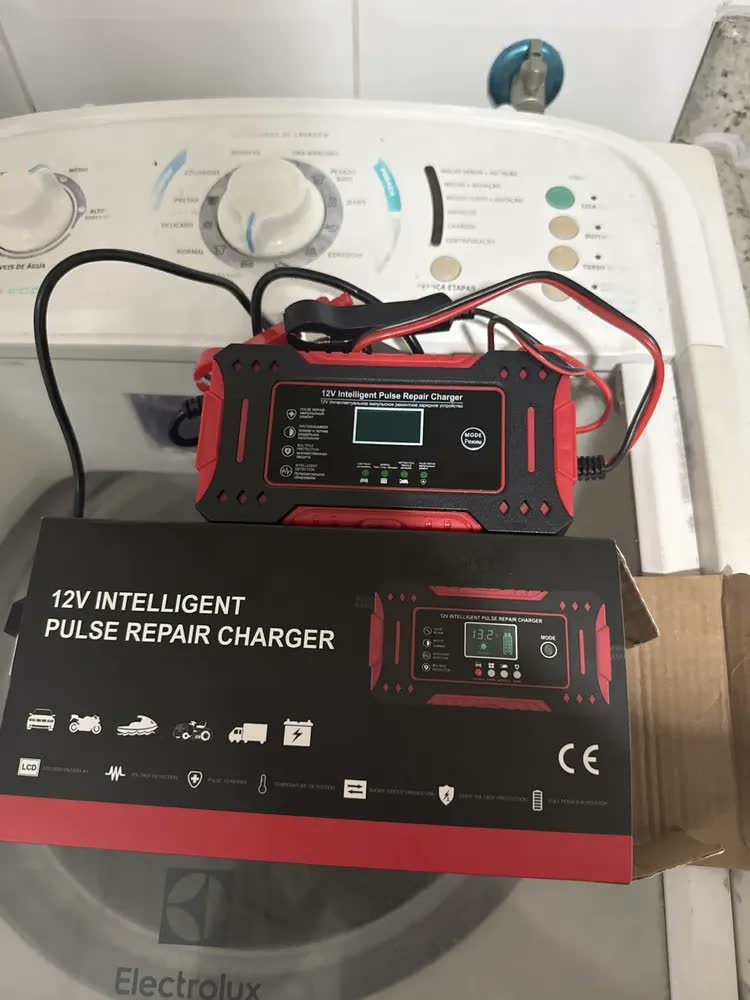 foto de Carregador Inteligente Bateria 12v 6a Portátil Rápido Automotiva Carro Moto Empilhadeira Caminhão Jet Sky Pholex